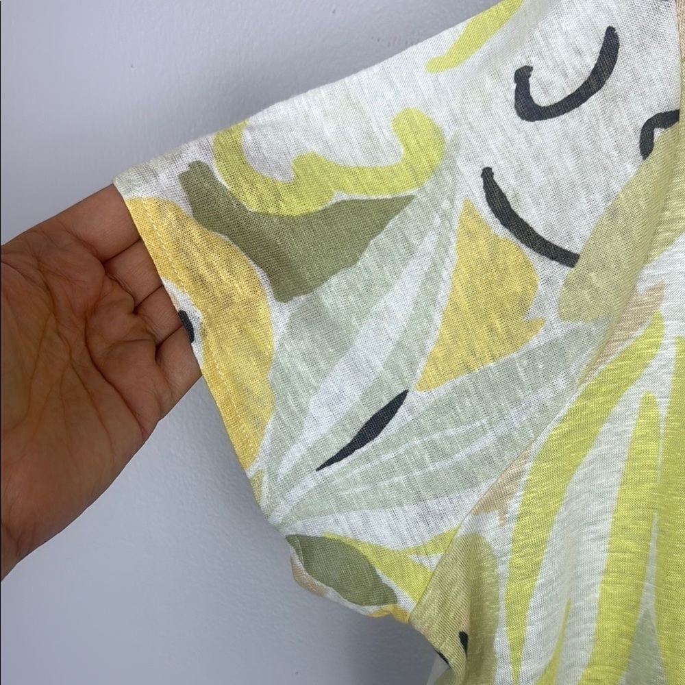 Rachel Zoe 100% Linen Floral Yellow and Cream Graphic Blouse Size 1X - Picture 4 of 9